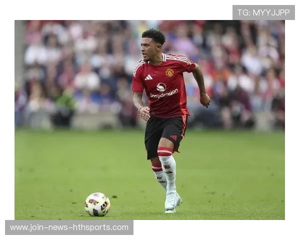 曼联两将合同悬而未决,去留成关键 曼联两将合同悬而未决,去留成关键